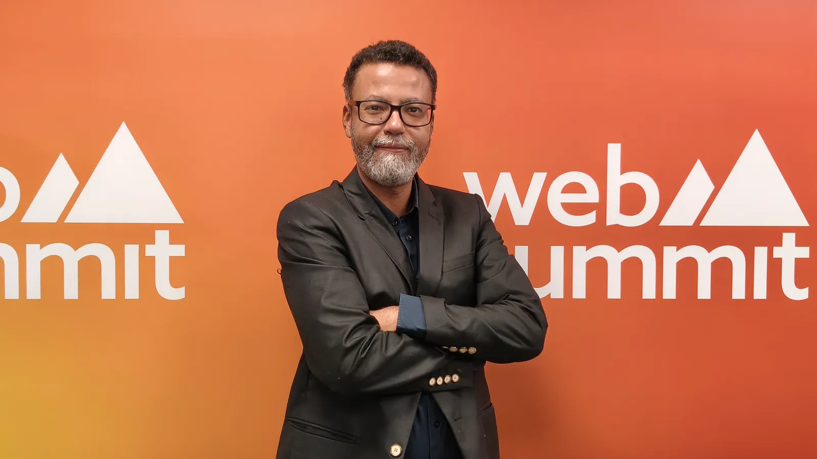 Spartakus no backdrop do Web Summit Lisboa, no Maravalley